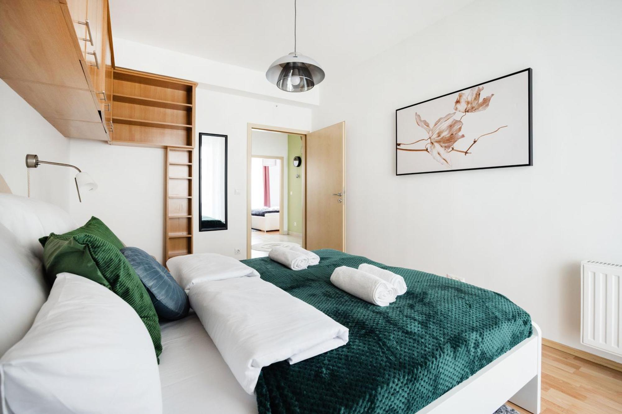 Modern Two-Bedroom Apartment With Free Parking Будапешт Экстерьер фото