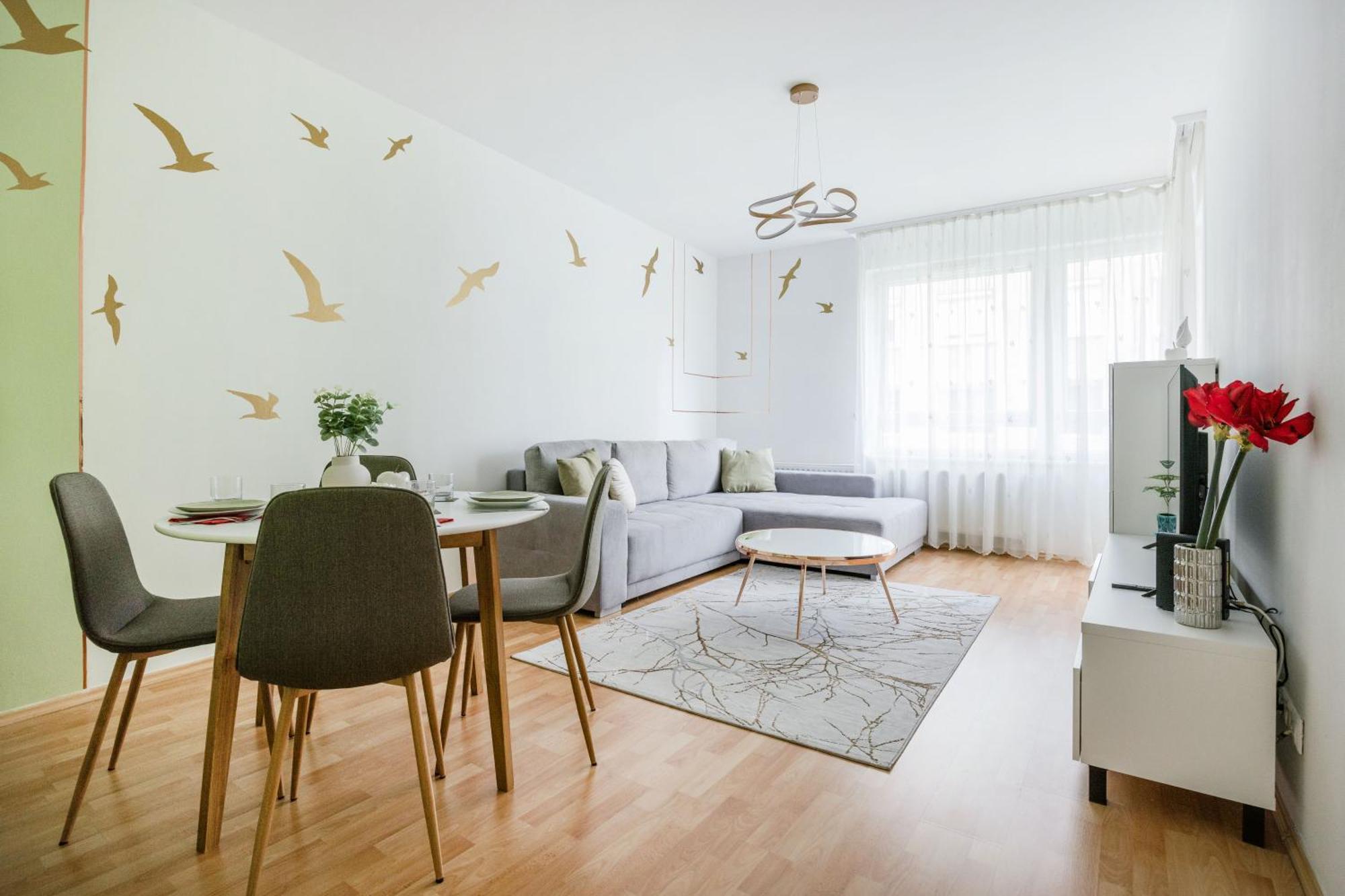 Modern Two-Bedroom Apartment With Free Parking Будапешт Экстерьер фото